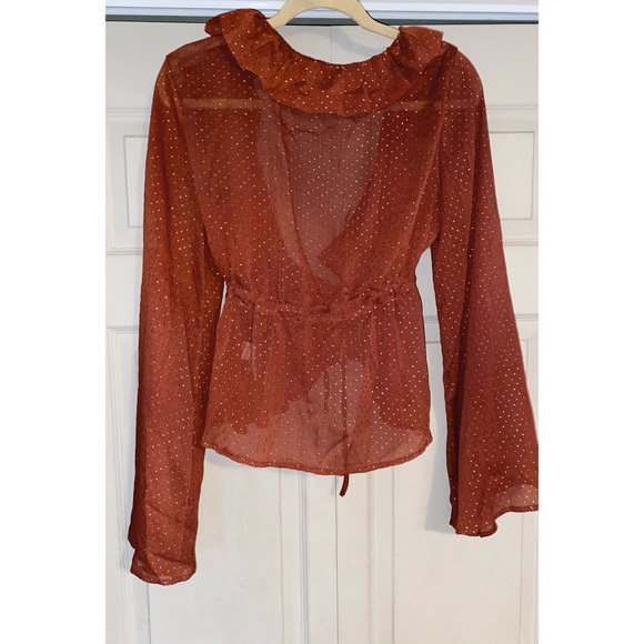 Boohoo Tie Waist Rust Color Blouse Size 8 - Picture 6 of 6